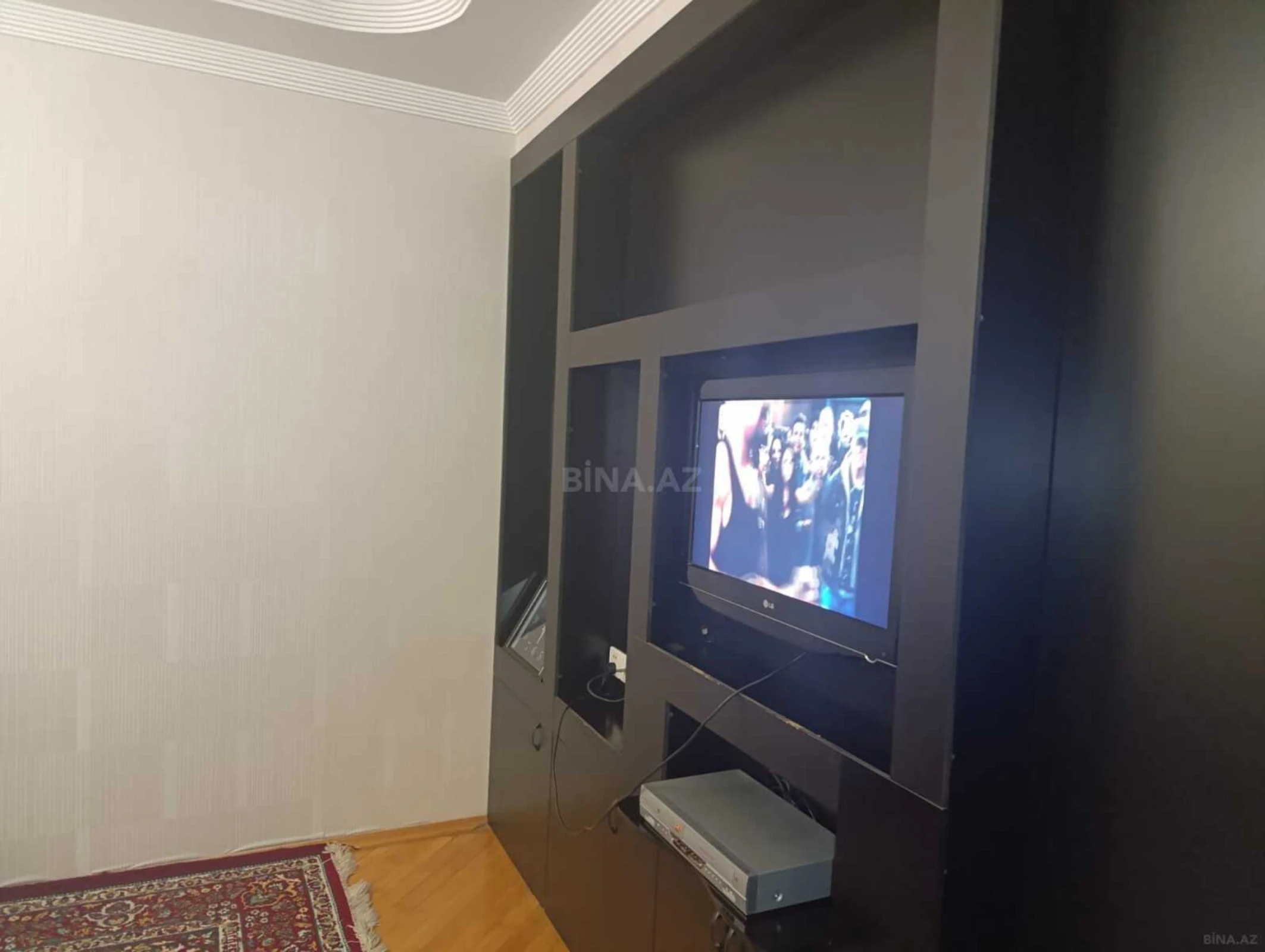 Satılır 3 otaqlı mənzil 86 m²