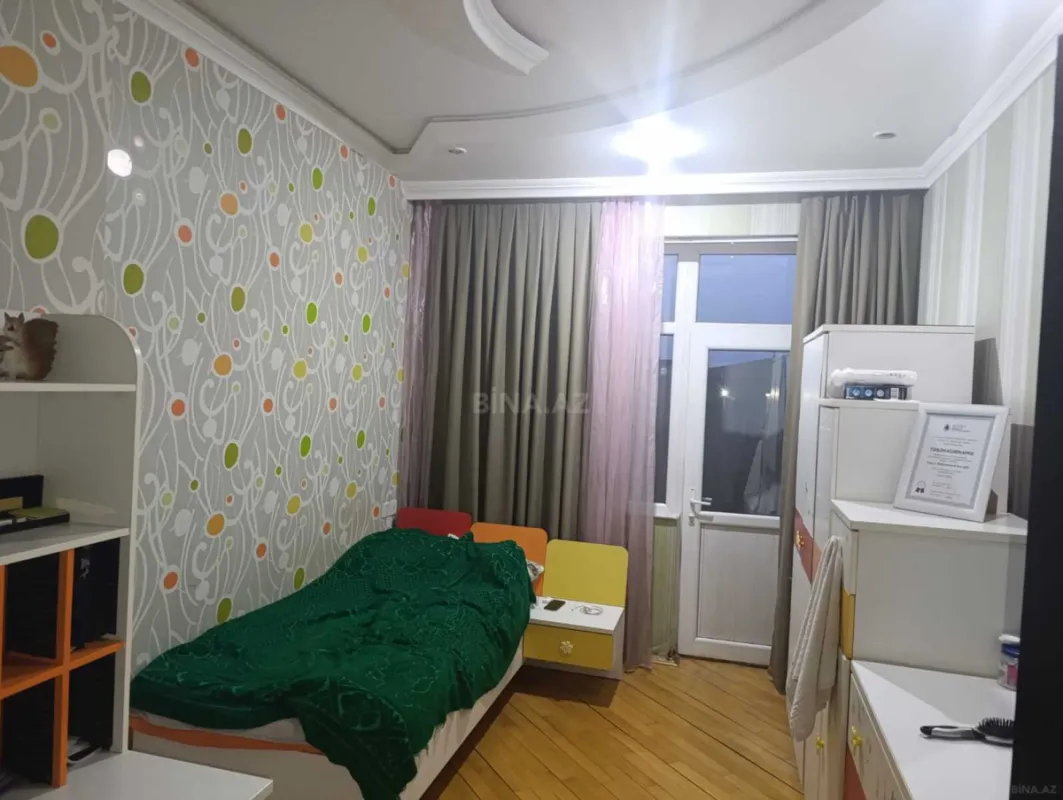 Satılır 3 otaqlı mənzil 86 m²