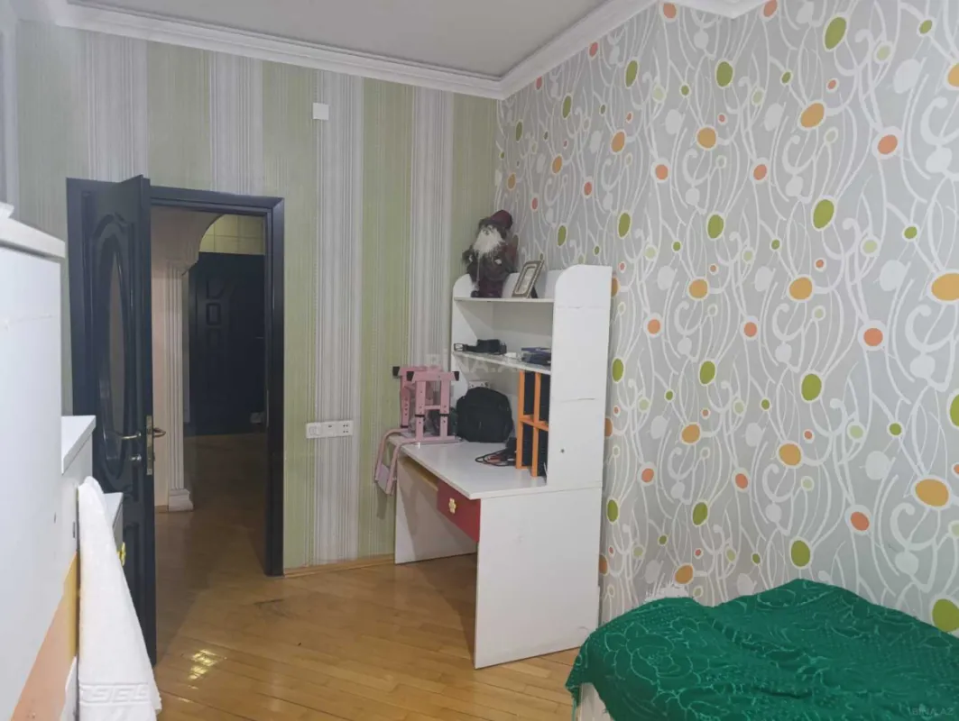 Satılır 3 otaqlı mənzil 86 m²