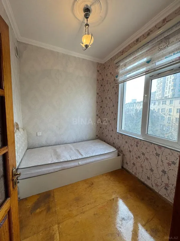 Satılır 3 otaqlı mənzil 55 m²