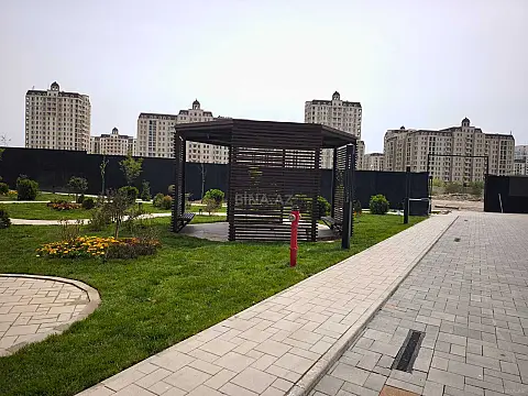 Satılır 2 otaqlı mənzil 67 m²