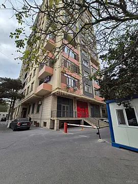 Satılır obyekt 45 m²