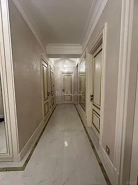 Satılır 3 otaqlı mənzil 112 m²