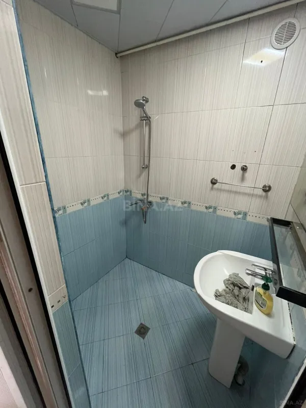 Kirayə verilir 2 otaqlı mənzil 56 m²