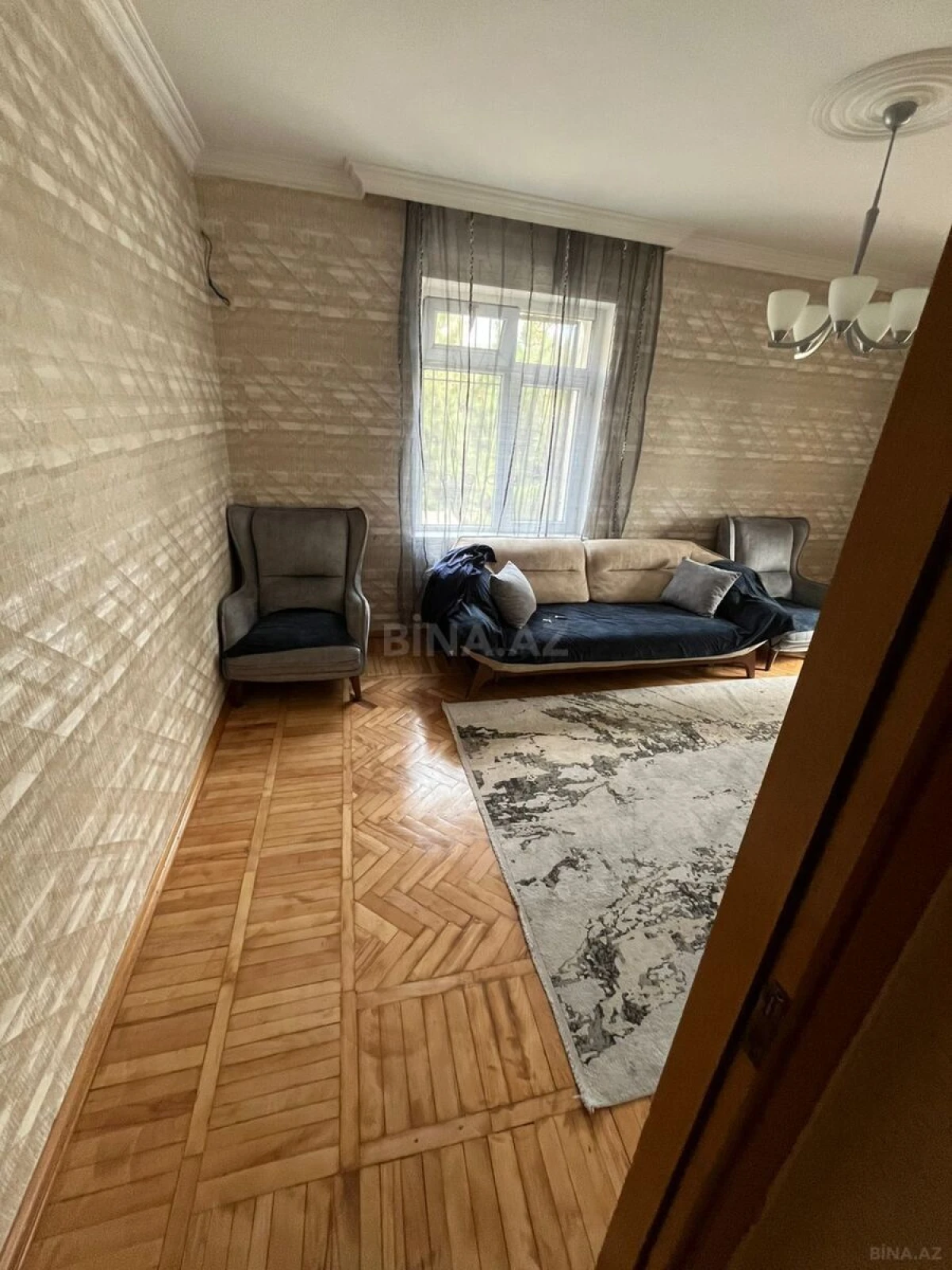 Kirayə verilir 2 otaqlı mənzil 56 m²