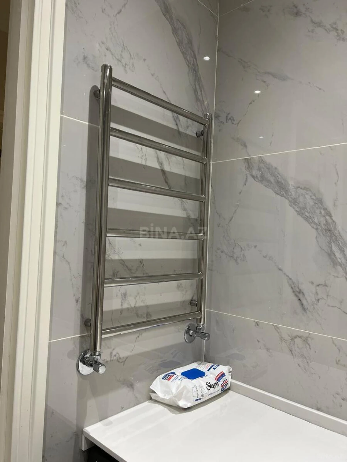 Kirayə verilir 2 otaqlı mənzil 68 m²