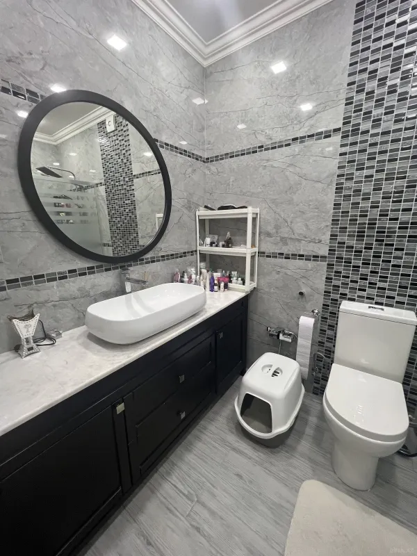 Satılır 3 otaqlı mənzil 140 m²