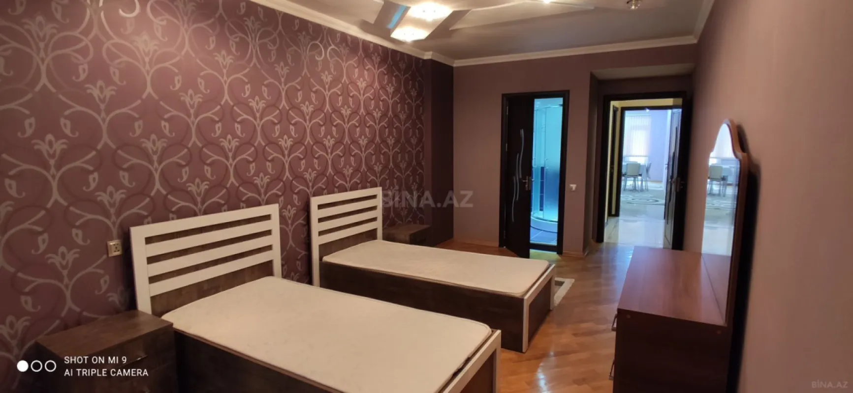 Kirayə verilir 3 otaqlı mənzil 170 m²