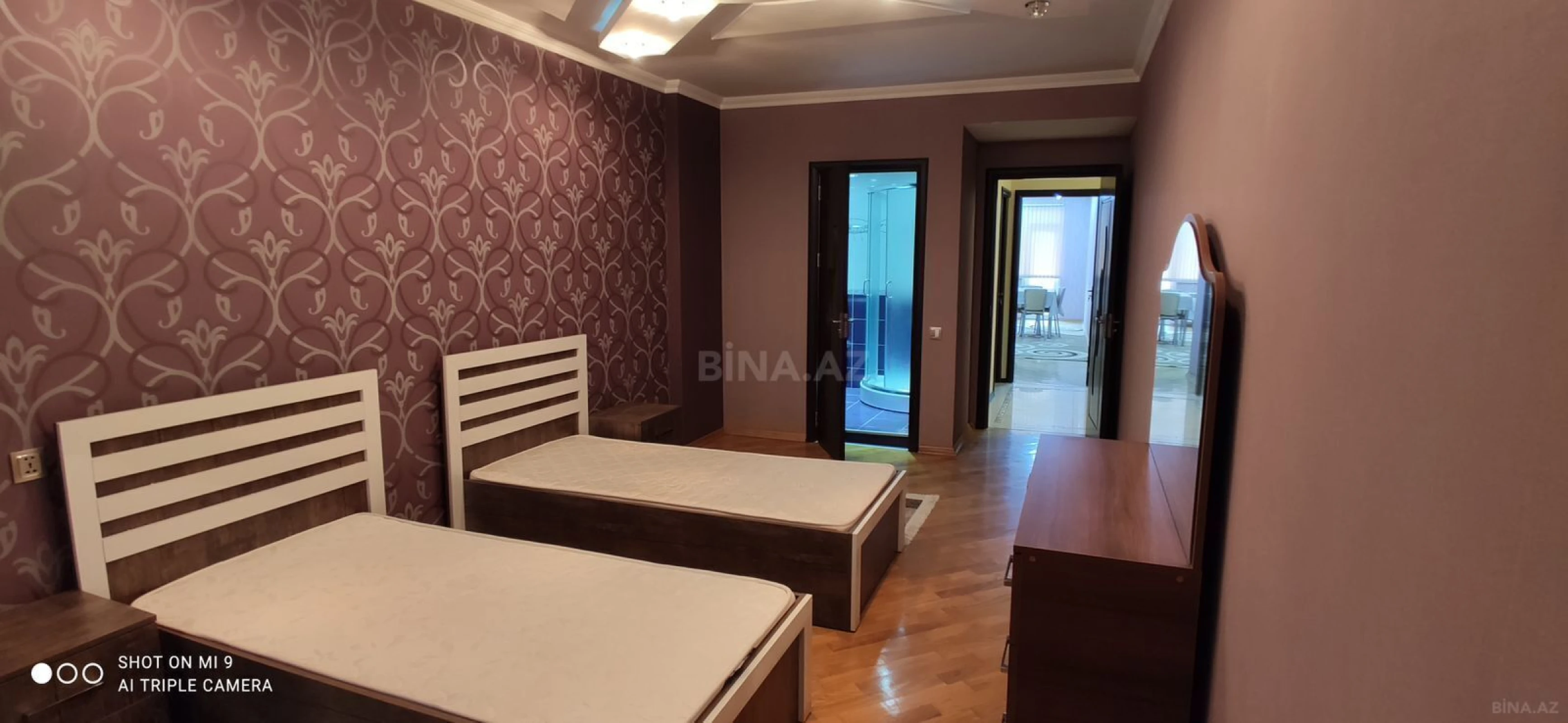 Kirayə verilir 3 otaqlı mənzil 170 m²