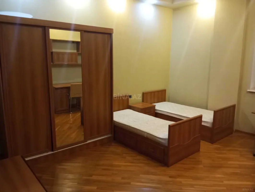 Kirayə verilir 3 otaqlı mənzil 100 m²