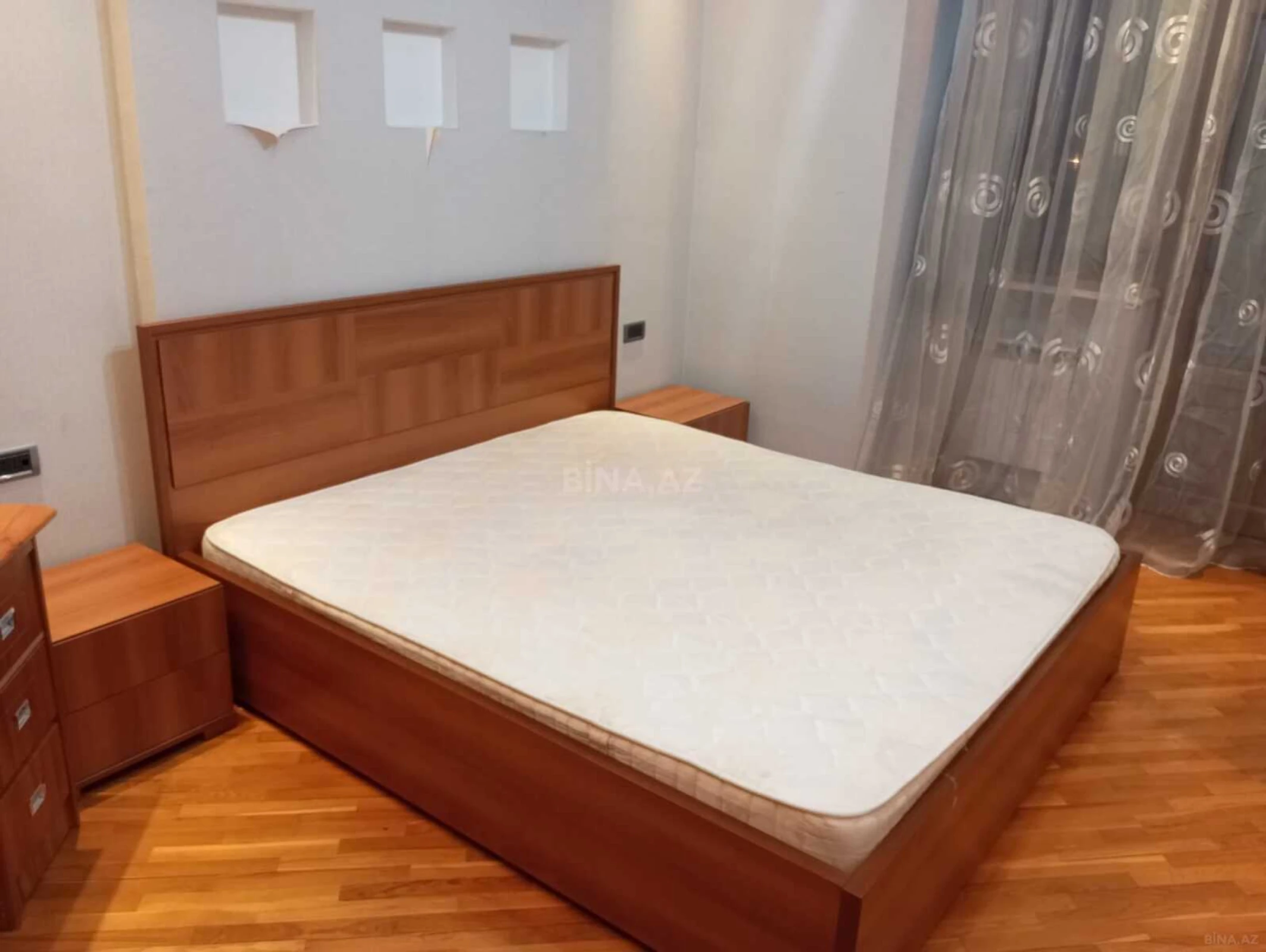 Kirayə verilir 3 otaqlı mənzil 100 m²