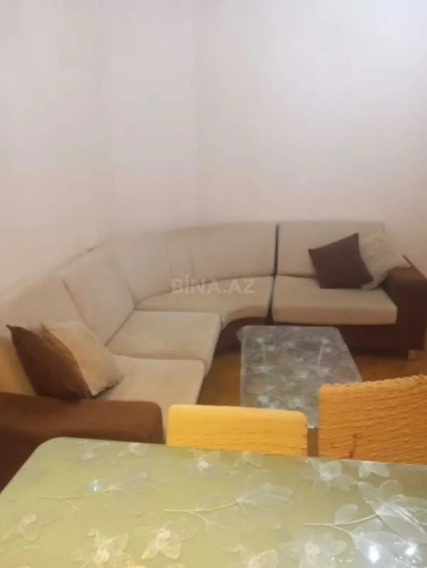 Kirayə verilir 3 otaqlı mənzil 100 m²