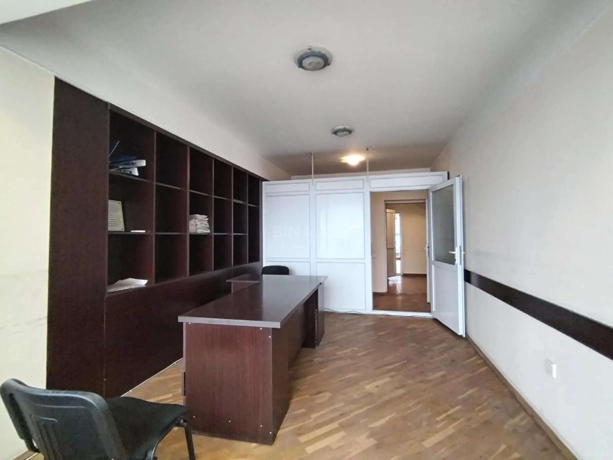 Satılır obyekt 117 m²