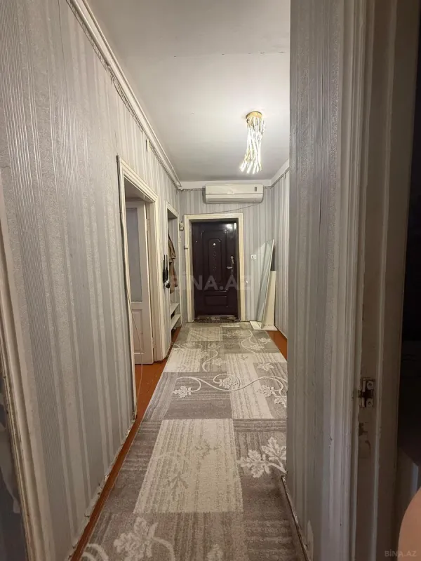 Satılır 4 otaqlı mənzil 80 m²