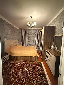 Satılır 4 otaqlı mənzil 80 m²