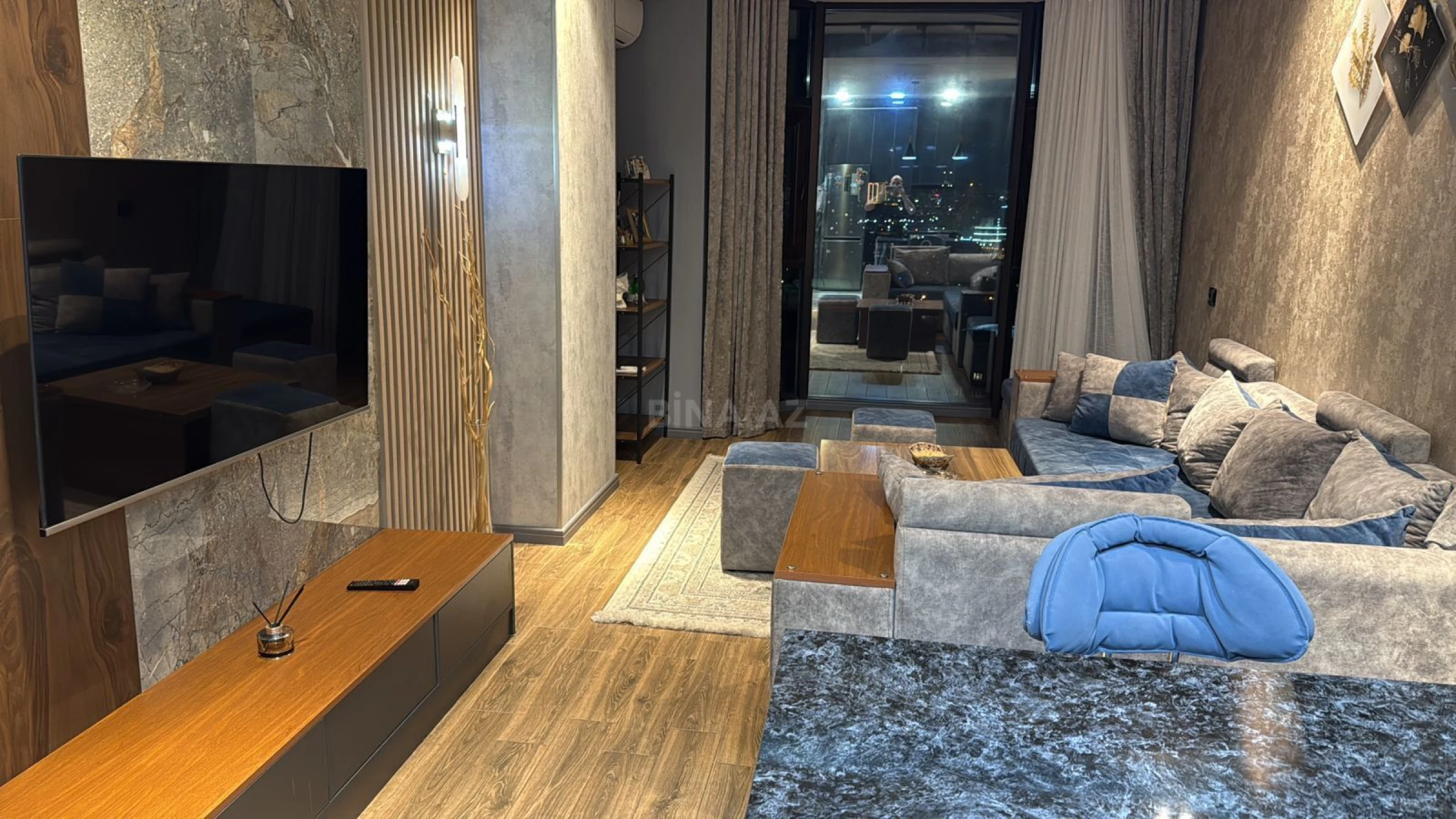 Kirayə verilir 2 otaqlı mənzil 75 m²