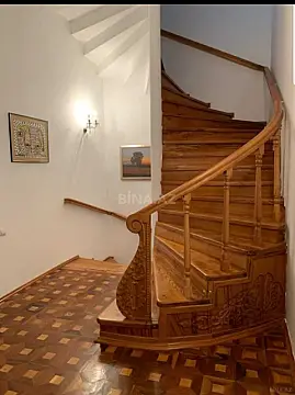 Kirayə verilir 5 otaqlı həyət evi 250 m²