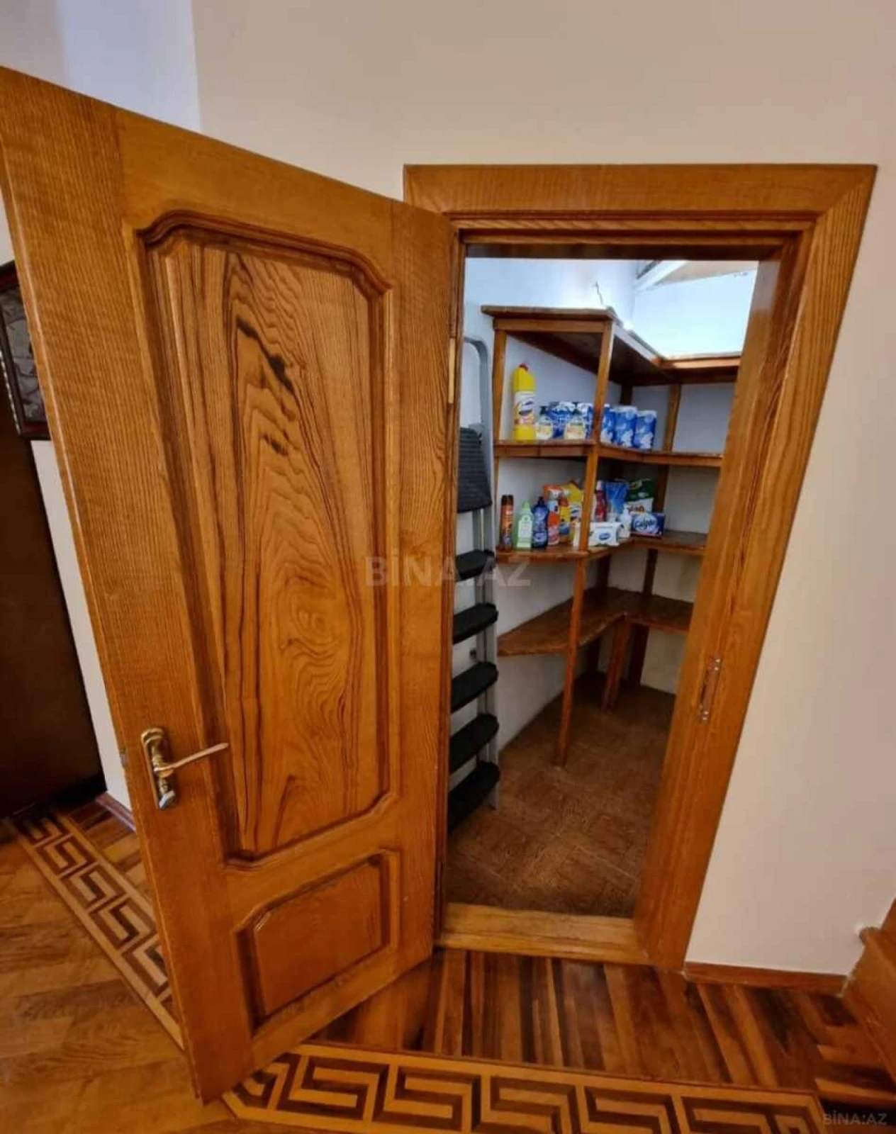Kirayə verilir 5 otaqlı həyət evi 250 m²