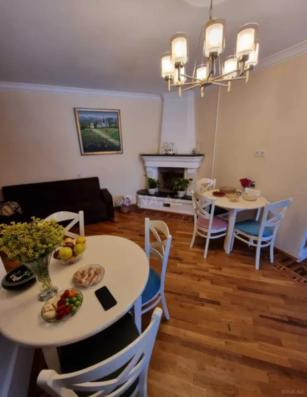 Kirayə verilir 5 otaqlı həyət evi 250 m²