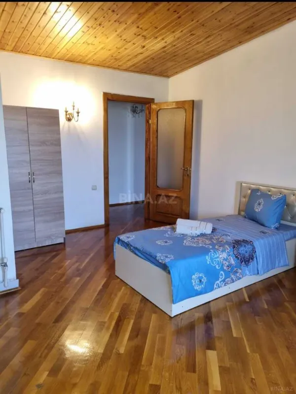 Kirayə verilir 5 otaqlı həyət evi 250 m²
