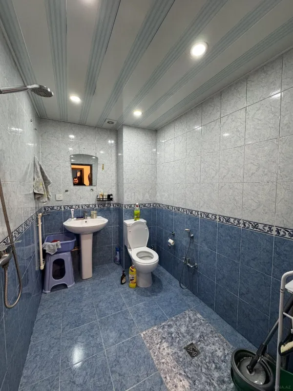 Satılır 2 otaqlı mənzil 65 m²