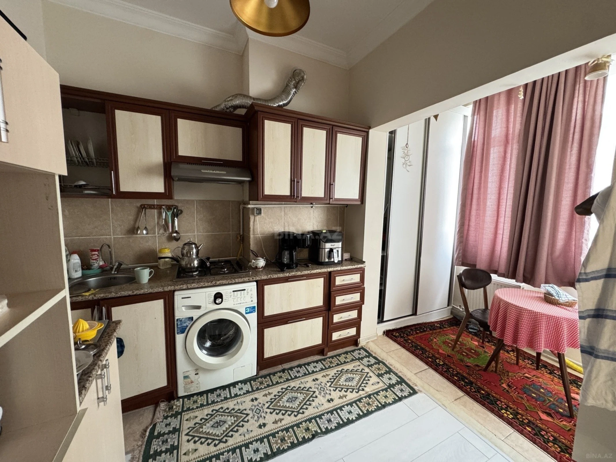 Satılır 2 otaqlı mənzil 65 m²