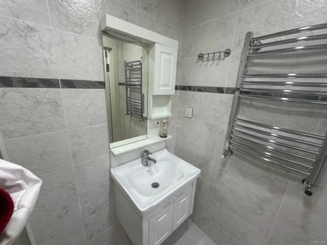 Kirayə verilir 2 otaqlı mənzil 55 m²