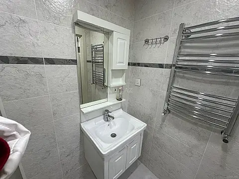 Kirayə verilir 2 otaqlı mənzil 55 m²