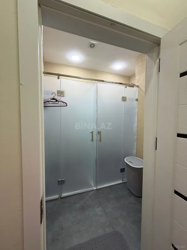 Kirayə verilir 3 otaqlı ofis 131 m²