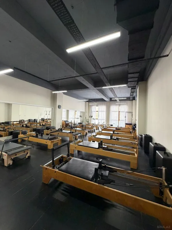 Kirayə verilir 3 otaqlı ofis 131 m²