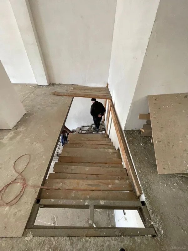 Kirayə verilir obyekt 352 m²