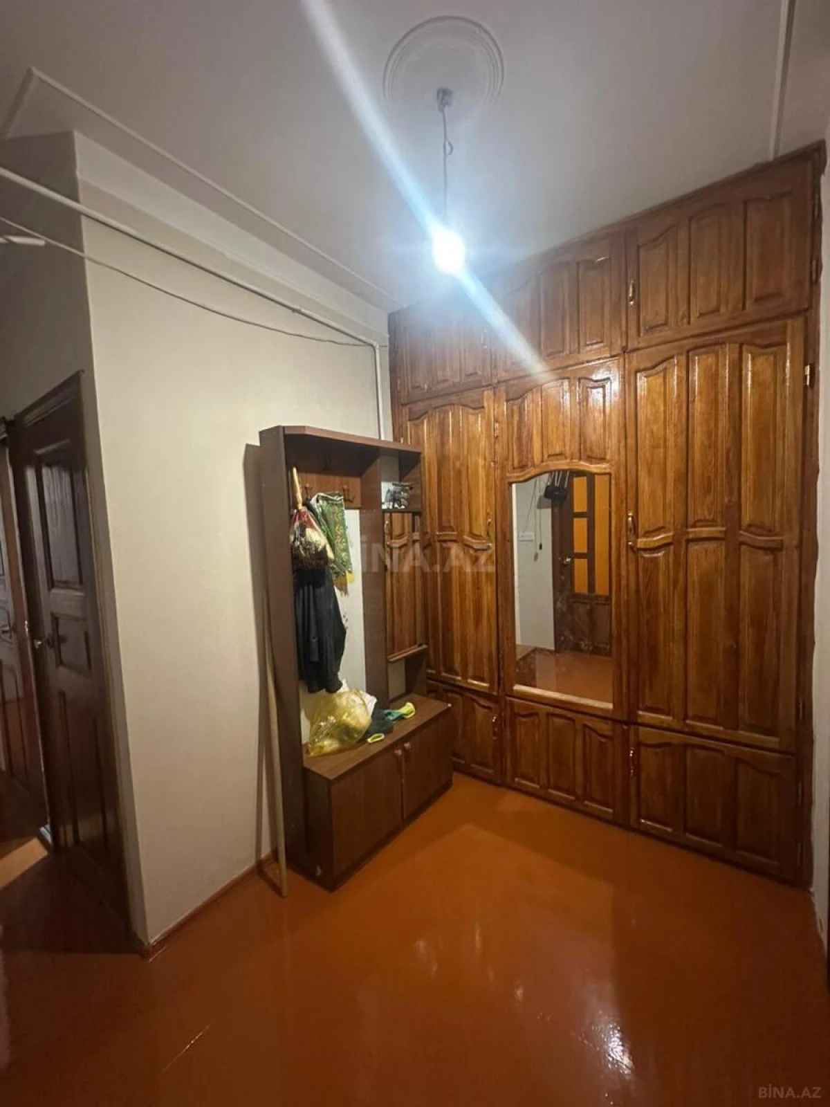 Satılır 2 otaqlı mənzil 60 m²