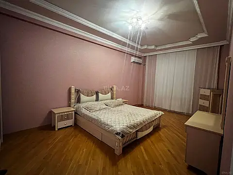 Kirayə verilir 3 otaqlı mənzil 123 m²