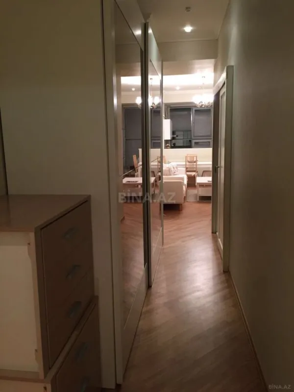 Kirayə verilir 2 otaqlı mənzil 70 m²