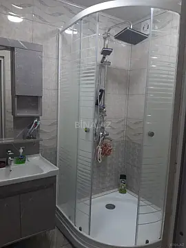 Satılır 4 otaqlı mənzil 100 m²