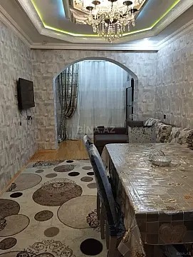 Satılır 4 otaqlı mənzil 100 m²