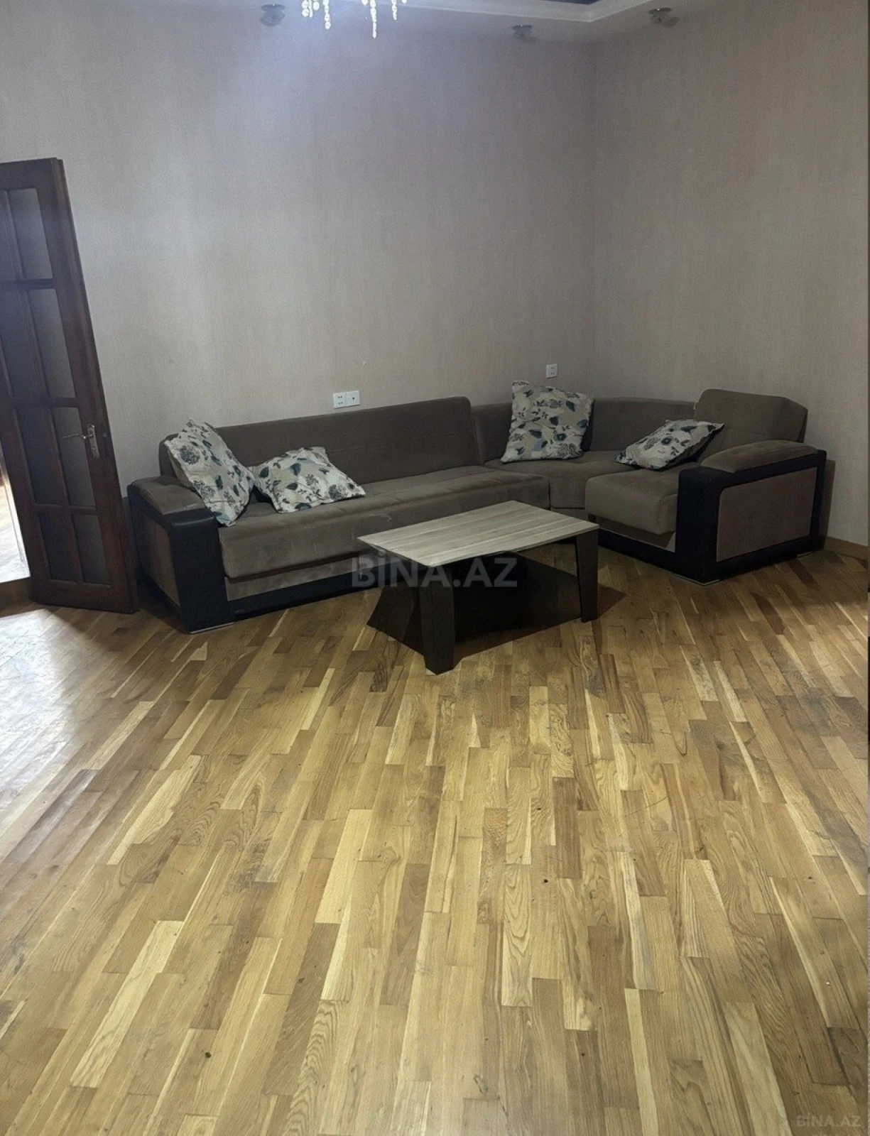 Kirayə verilir 3 otaqlı mənzil 95 m²