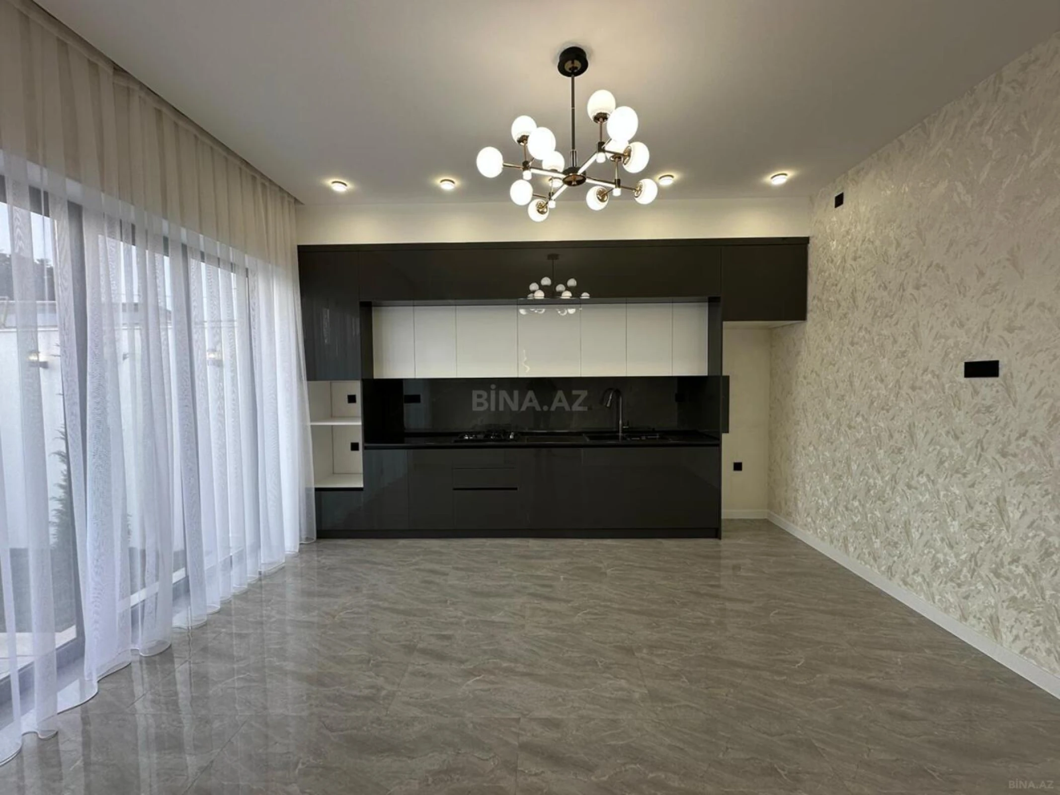 Satılır 4 otaqlı həyət evi 170 m²