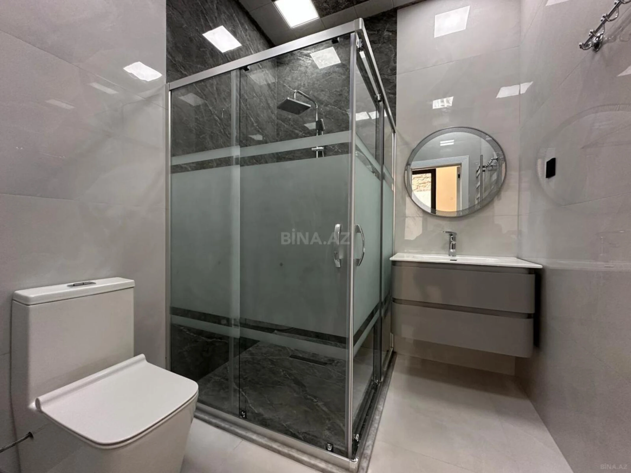 Satılır 4 otaqlı həyət evi 170 m²