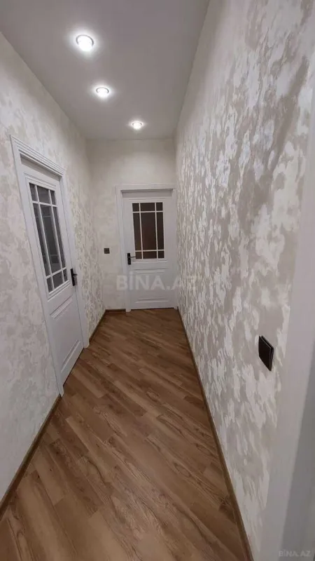 Satılır 2 otaqlı mənzil 68 m²