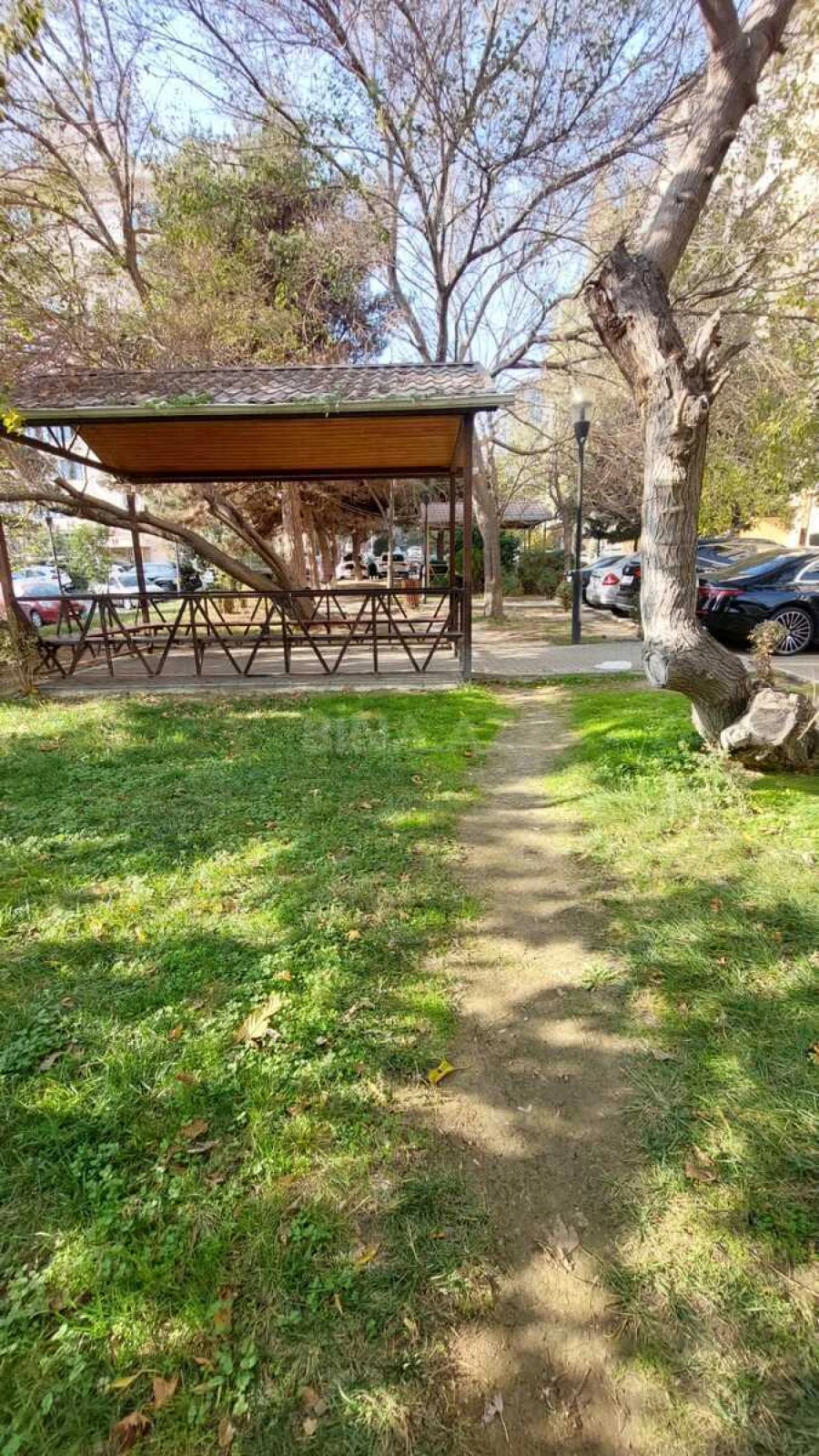 Satılır 2 otaqlı mənzil 68 m²