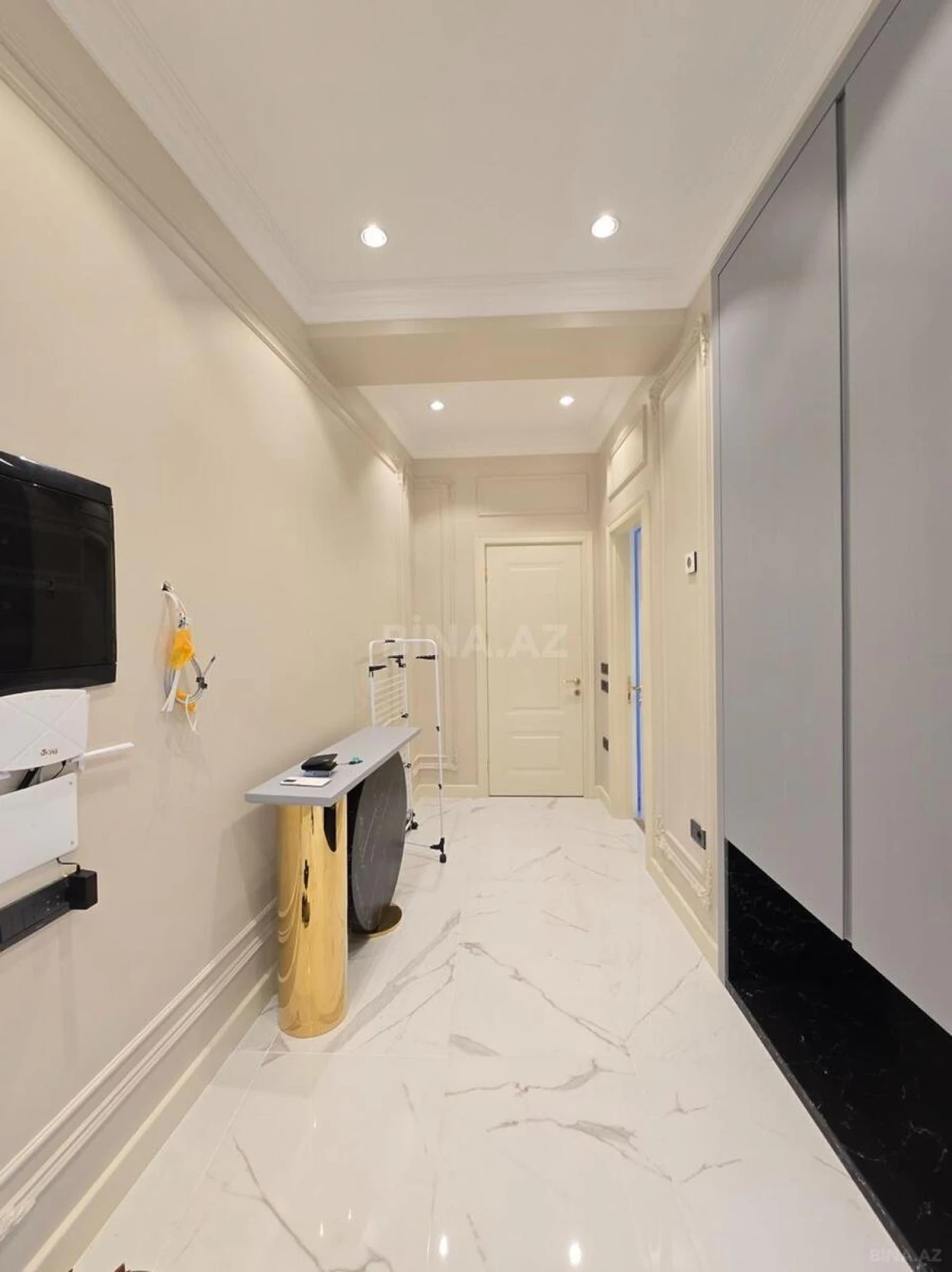 Kirayə verilir 1 otaqlı mənzil 59 m²