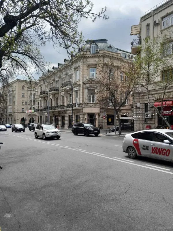 Kirayə verilir 3 otaqlı ofis 60 m²