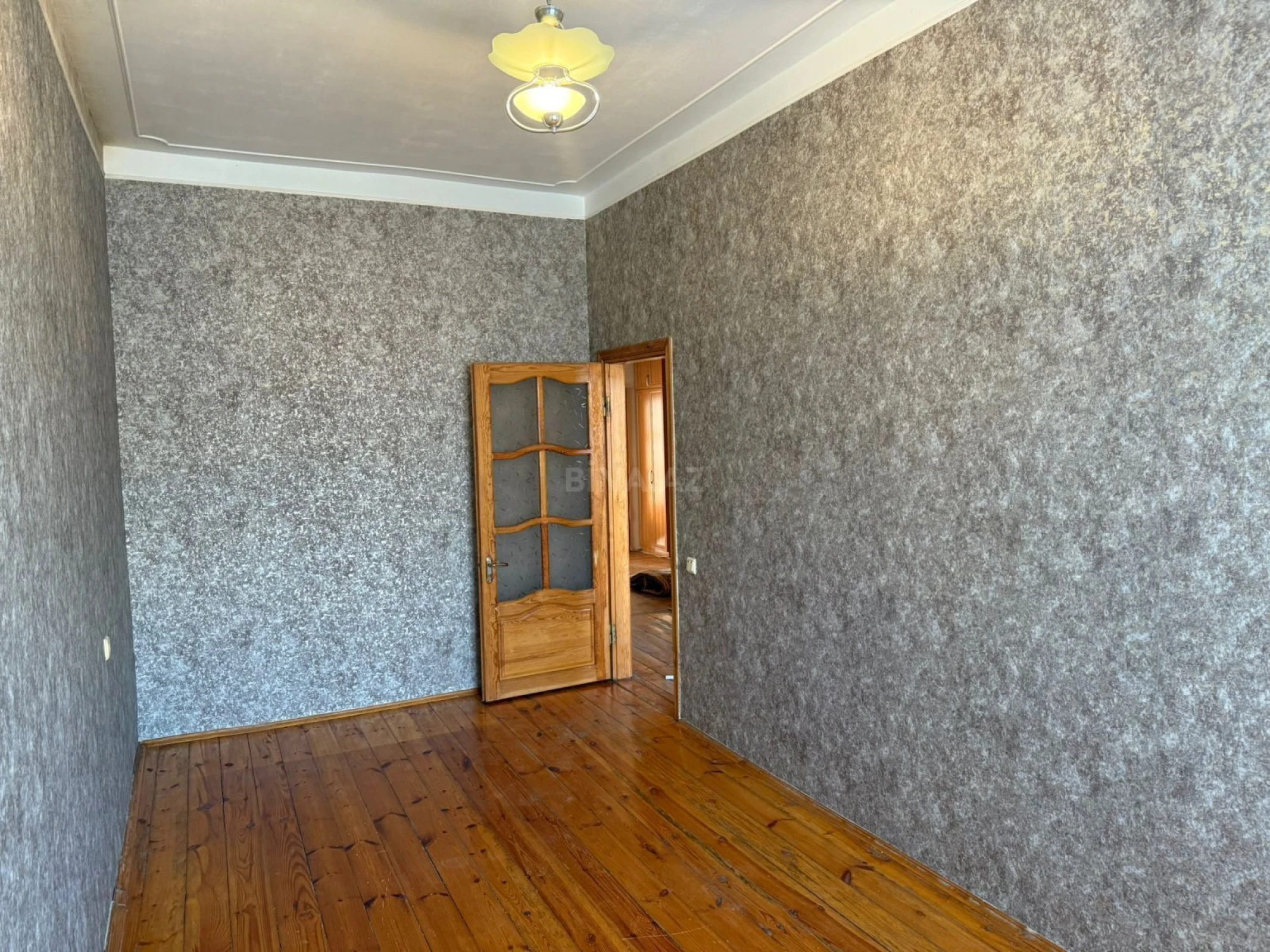 Kirayə verilir 3 otaqlı mənzil 90 m²