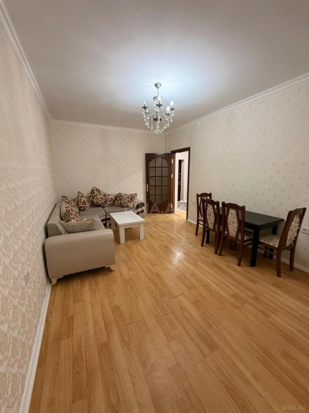 Satılır 2 otaqlı mənzil 55 m²