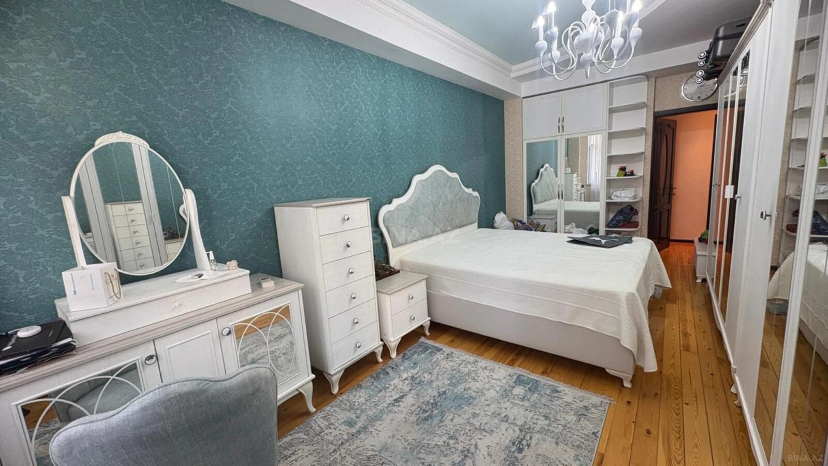 Satılır 3 otaqlı mənzil 90 m²