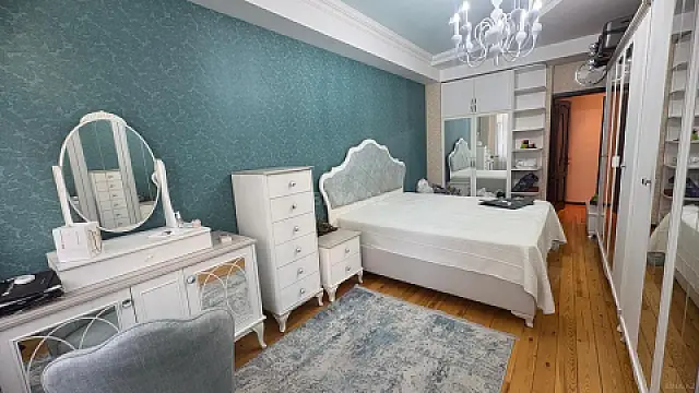 Satılır 3 otaqlı mənzil 90 m²