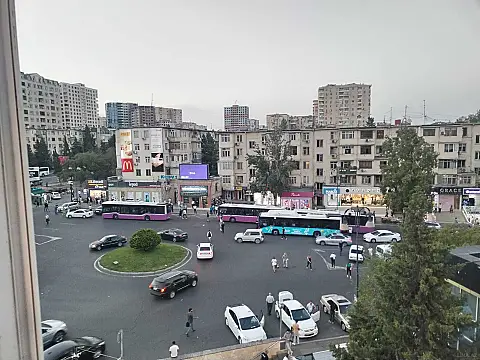 Satılır 2 otaqlı mənzil 45 m²