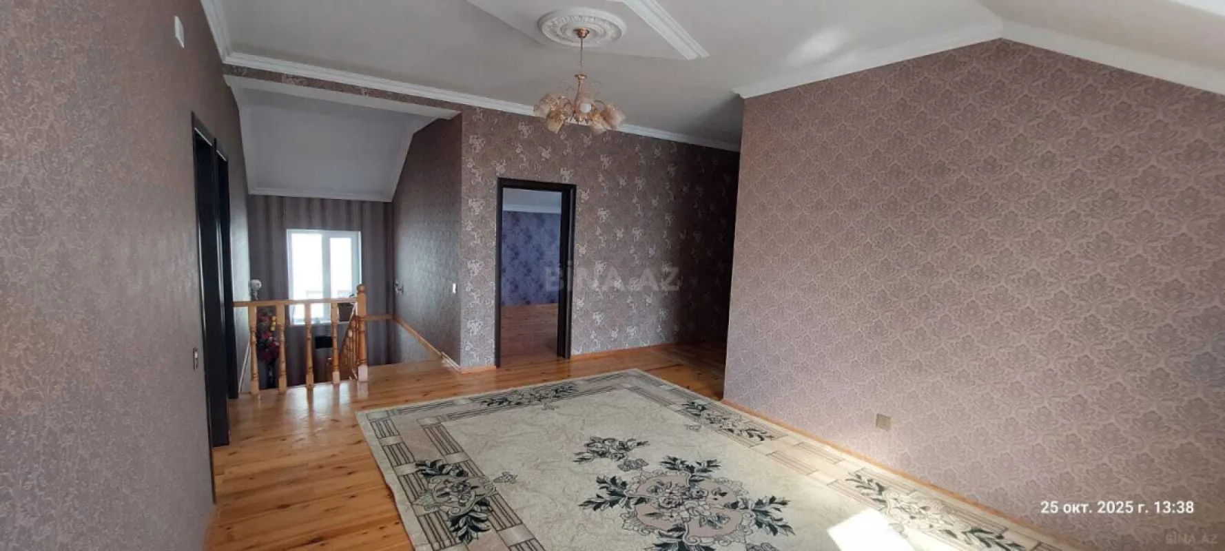 Satılır 5 otaqlı həyət evi 200 m²