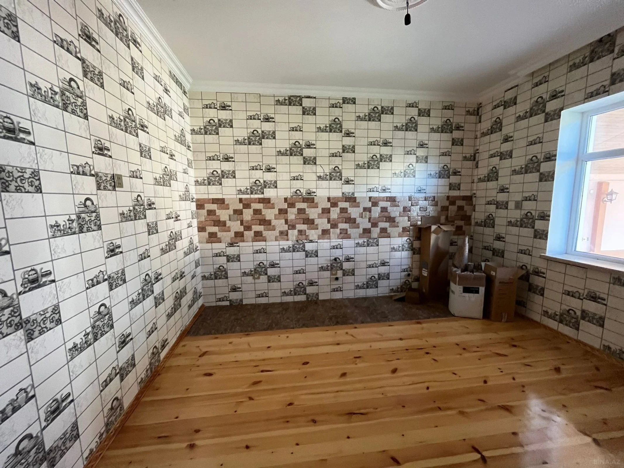 Satılır 5 otaqlı həyət evi 200 m²